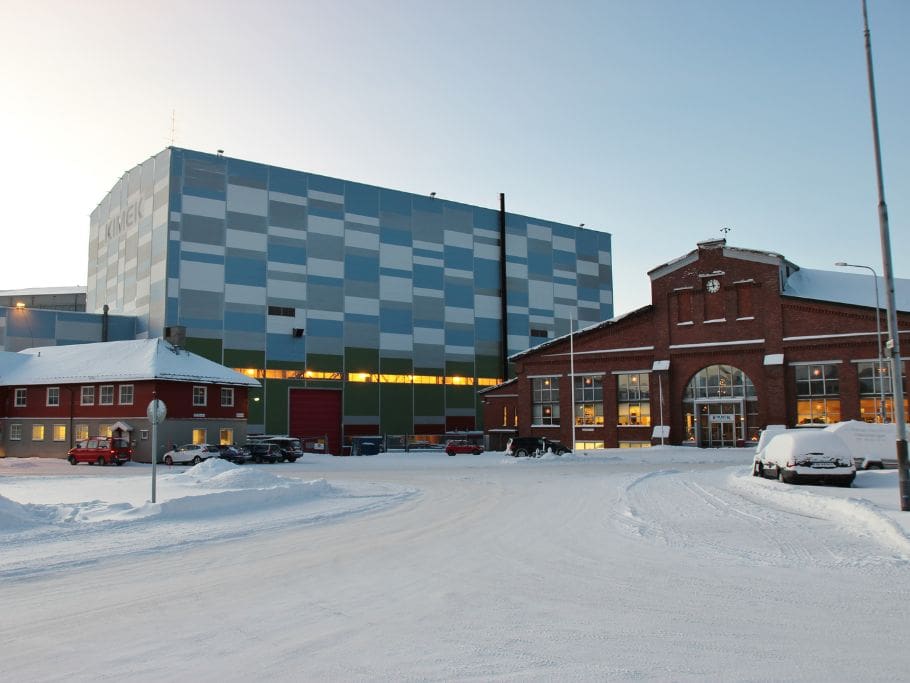 Bilde viser fasaden av bedriften Kimek i Finnmark